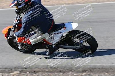 media/Feb-05-2023-Classic Track Day (Sun) [[c35aca4a42]]/Group 2/session 3 turn 13/